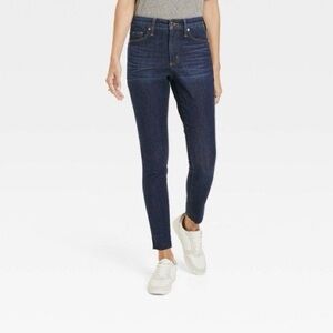 EUC Universal Thread High Rise Skinny Jeans Size 10